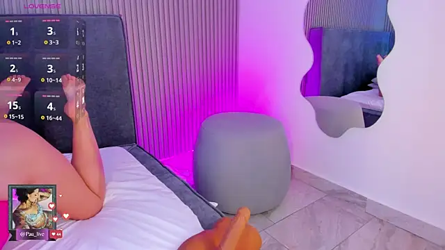 Snapshot of pau_live chatting on 09/12/25, 11:32 pau live online show from 09/12/25, 11:32