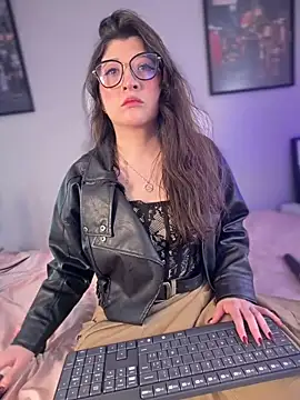 hannaasweet online show from 06/13/26, 10:18