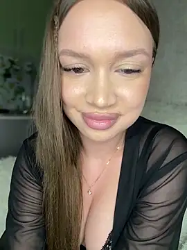 Snapshot of bunnyrich chatting on 03/17/25, 10:28 bunnyrich online show from 03/17/25, 10:28