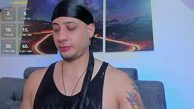 Snapshot of matt_saill chatting on 02/21/25, 01:11 matt saill online show from 02/21/25, 01:11