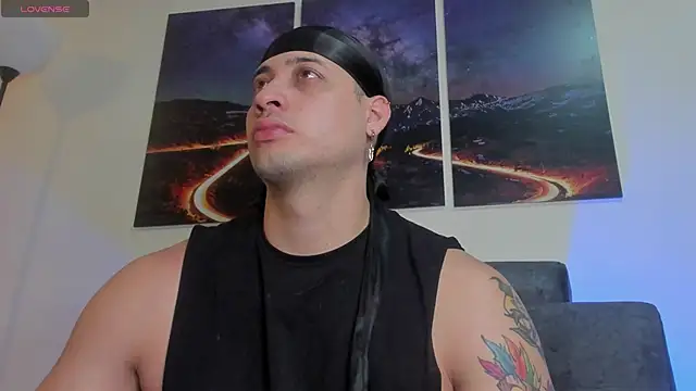 Snapshot of matt_saill chatting on 02/27/25, 10:37 matt saill online show from 02/27/25, 10:37