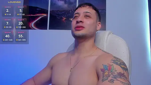 Snapshot of matt_saill chatting on 10/19/25, 01:34 matt saill online show from 10/19/25, 01:34