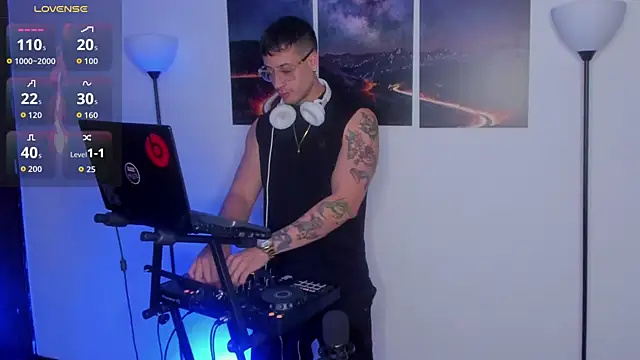 Snapshot of matt_saill chatting on 11/07/25, 11:27 matt saill online show from 11/07/25, 11:27