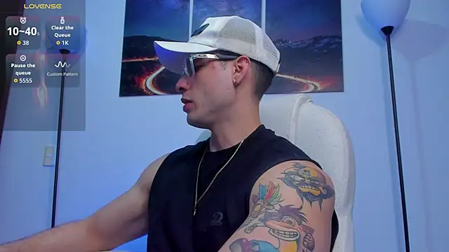 Snapshot of matt_saill chatting on 11/21/25, 03:05 matt saill online show from 11/21/25, 03:05