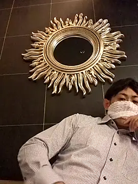 RYOTA8888888888 online show from 03/18/25, 08:25