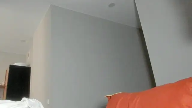 Snapshot of Yukisans chatting on 02/14/25, 10:28 Yukisans online show from 02/14/25, 10:28