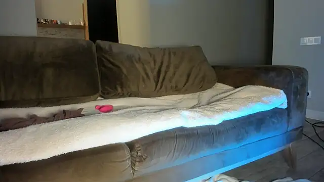 Snapshot of Yukisans chatting on 02/20/25, 07:34 Yukisans online show from 02/20/25, 07:34