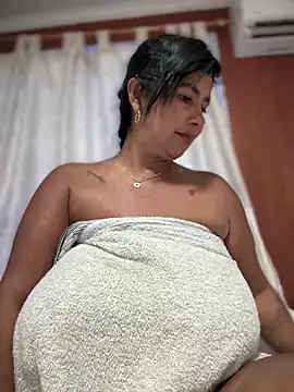 Snapshot of Saorii_kiido chatting on 02/11/25, 11:33 Saorii kiido online show from 02/11/25, 11:33