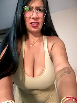 Snapshot of Saorii_kiido chatting on 09/25/25, 04:27 Saorii kiido online show from 09/25/25, 04:27