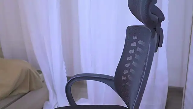 sinnn online show from 10/15/25, 04:51