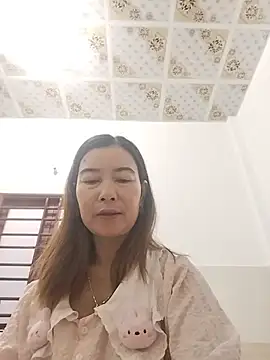 Sexy-ladyboobs20 online show from 07/11/26, 01:52