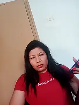 Snapshot of katymojadit chatting on 01/18/25, 03:49 katymojadit online show from 01/18/25, 03:49