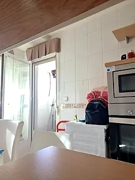 Snapshot of katymojadit chatting on 11/28/25, 09:12 katymojadit online show from 11/28/25, 09:12