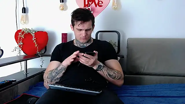 Snapshot of CarterCole chatting on 02/15/25, 08:00 CarterCole online show from 02/15/25, 08:00