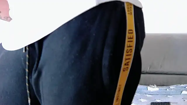 Snapshot of CarterCole chatting on 02/23/25, 10:39 CarterCole online show from 02/23/25, 10:39