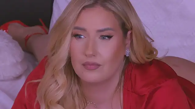 Snapshot of OndinaNoir chatting on 02/04/25, 11:49 OndinaNoir online show from 02/04/25, 11:49