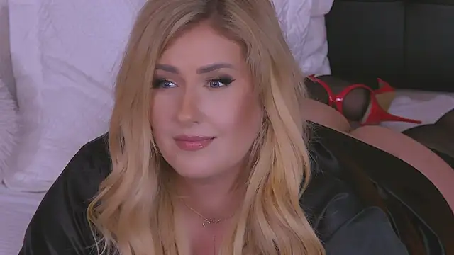 Snapshot of OndinaNoir chatting on 02/08/25, 09:46 OndinaNoir online show from 02/08/25, 09:46