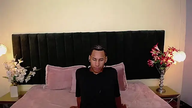 Snapshot of soft_attraction chatting on 10/17/25, 07:49 soft attraction online show from 10/17/25, 07:49