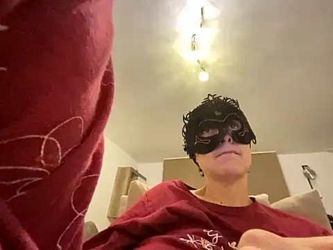 Marilou1983 online show from 04/15/26, 08:31