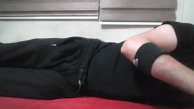 ekimeskim1 online show from 01/08/26, 06:21