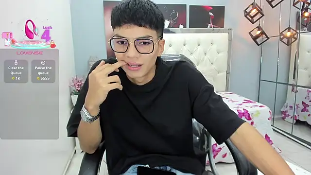 Noha scott online show from 09/27/25, 11:10