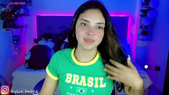 Kylie brokee online show from 12/27/24, 12:07