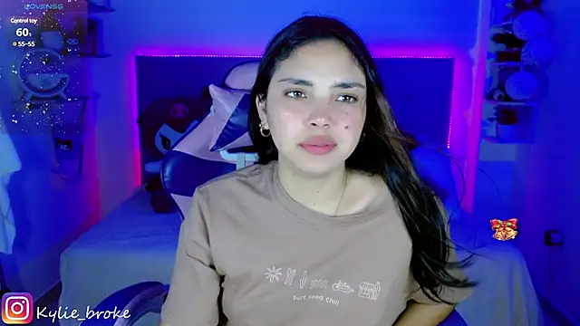 Kylie brokee online show from 01/05/25, 12:20