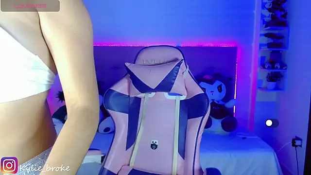 Kylie brokee online show from 02/04/25, 09:10