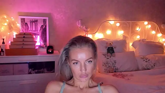 aestetick online show from 11/16/25, 06:46