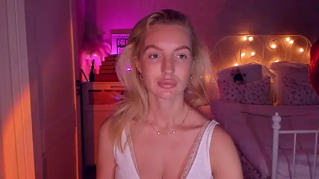 aestetick online show from 02/10/26, 01:37