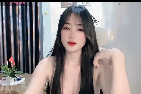 Snapshot of _Aimy_ chatting on 02/22/25, 07:25 Aimy online show from 02/22/25, 07:25