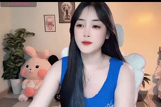  Aimy  online show from 12/19/25, 04:14