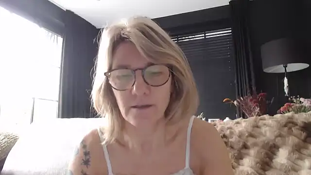 godinflower online show from 10/21/25, 08:48