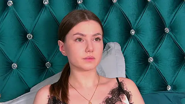 AliceMoreno online show from 02/10/25, 04:08