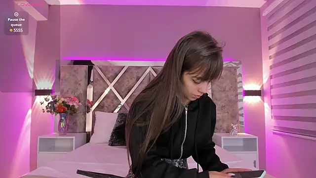 AmmyJones  online show from 03/06/25, 06:16