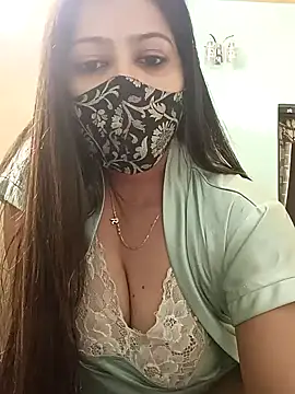 SANAYA ROY online show from 01/15/25, 09:35