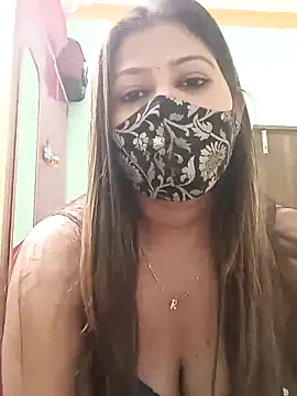 SANAYA ROY online show from 02/18/25, 04:16