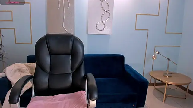 Snapshot of VeronicaCruz_ chatting on 03/16/25, 10:33 VeronicaCruz online show from 03/16/25, 10:33