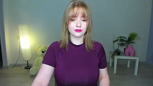 Snapshot of AidaPerry chatting on 09/10/25, 04:51 AidaPerry online show from 09/10/25, 04:51