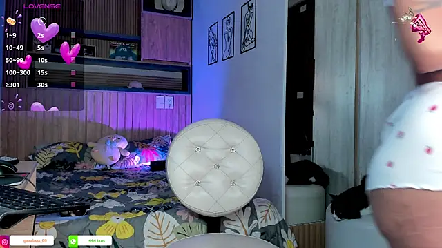 alessandroo013 online show from 02/14/26, 12:02