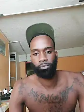 Snapshot of Papii97150 chatting on 10/23/25, 04:28 Papii97150 online show from 10/23/25, 04:28