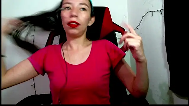 catalina colombia online show from 03/21/25, 02:40