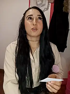 Snapshot of Juanamd1 chatting on 12/30/24, 09:16 Juanamd1 online show from 12/30/24, 09:16