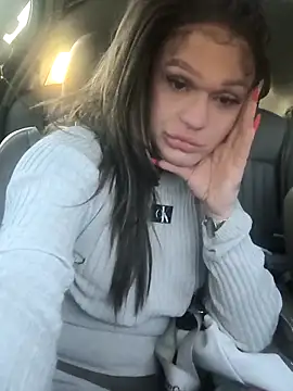 ImCarolinaCutiexxx online show from 10/24/25, 10:39