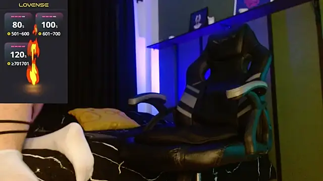 castle 87 online show from 05/06/26, 04:01