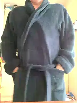 Snapshot of JulianJ50 chatting on 02/26/26, 10:03 JulianJ50 online show from 02/26/26, 10:03