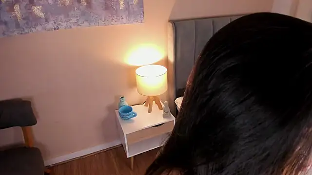 dakotaa   online show from 09/18/25, 08:44