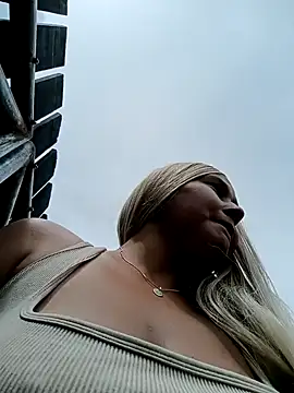 SamaraJay1 online show from 02/04/25, 05:01