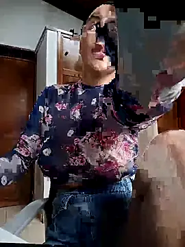 SamaraJay1 online show from 03/08/26, 03:05