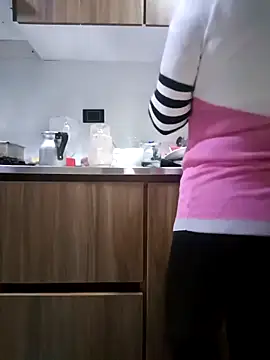 coral smitth online show from 11/01/25, 07:27